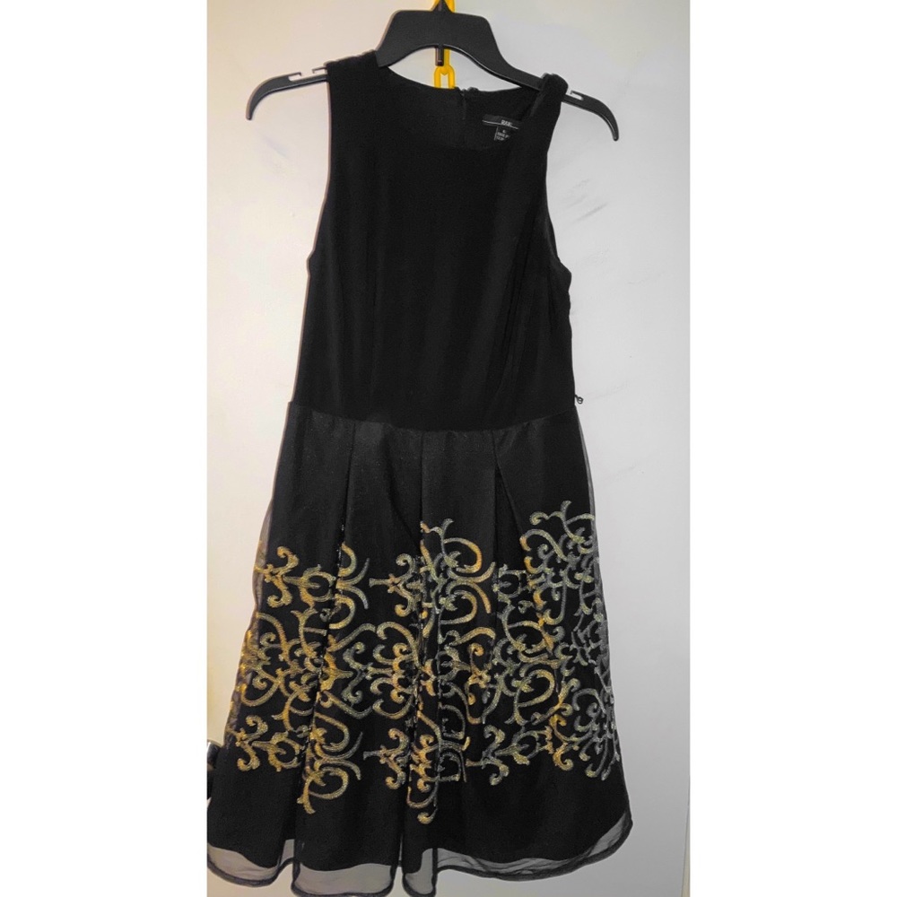 Junior’s (hoco) dress